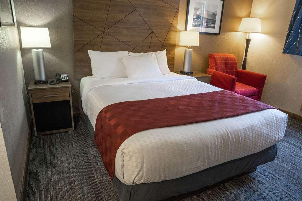 Americas Best Value Inn לינווד חדר תמונה
