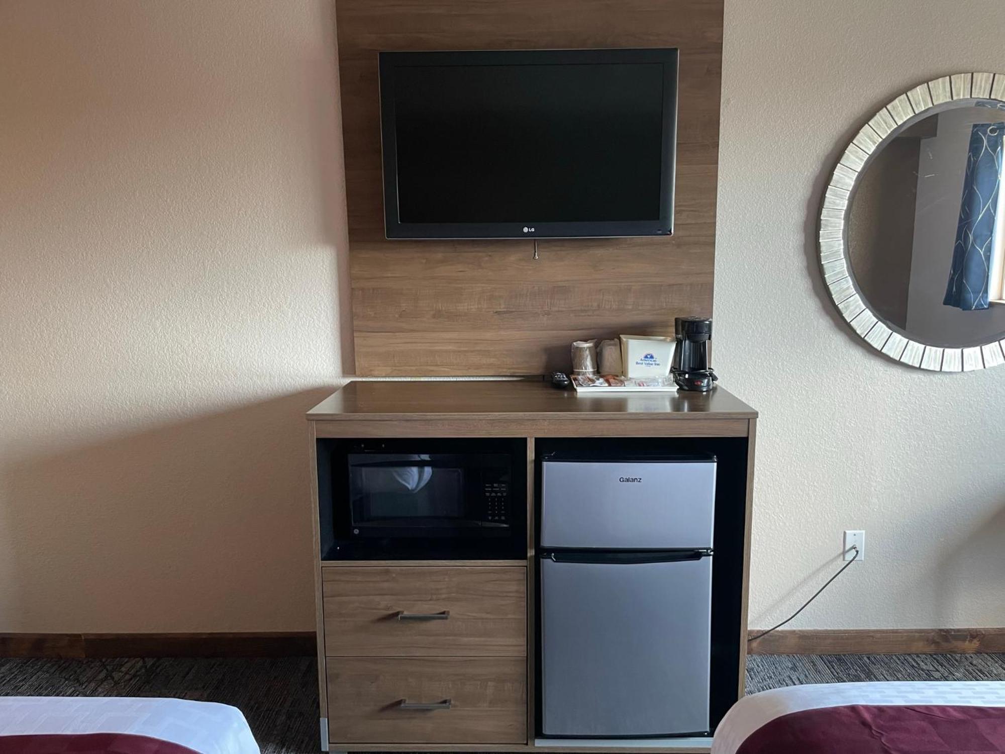 Americas Best Value Inn לינווד מראה חיצוני תמונה