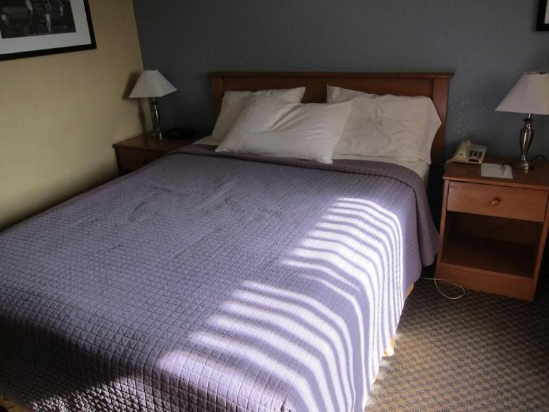 Americas Best Value Inn לינווד מראה חיצוני תמונה