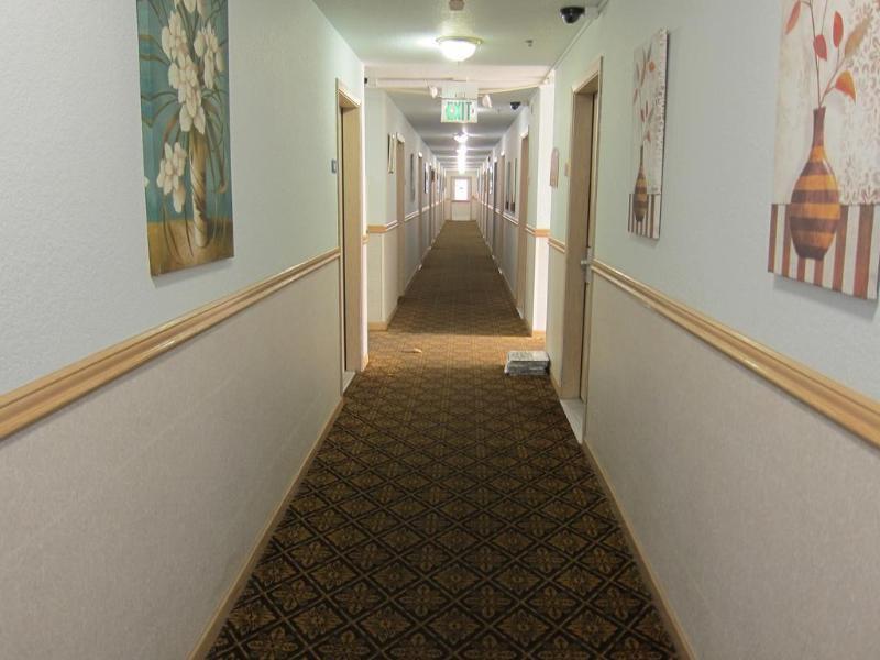 Americas Best Value Inn לינווד מראה חיצוני תמונה