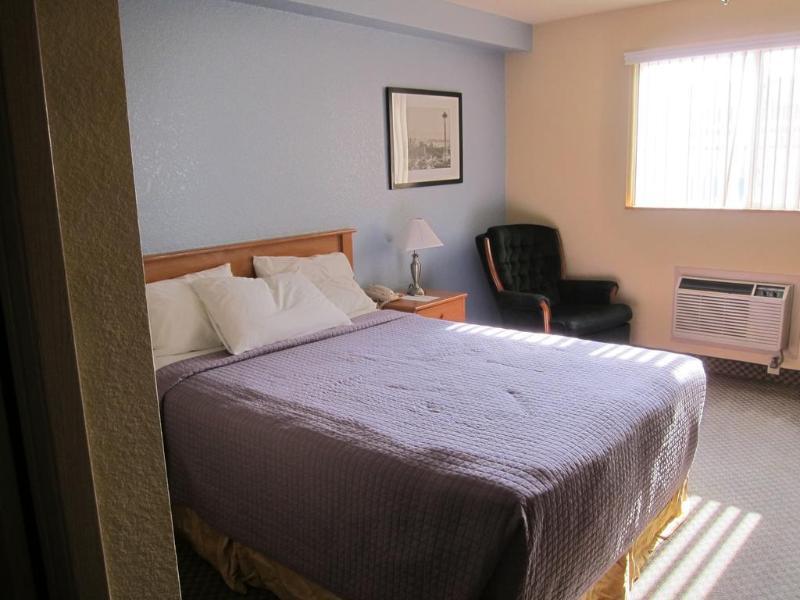 Americas Best Value Inn לינווד מראה חיצוני תמונה