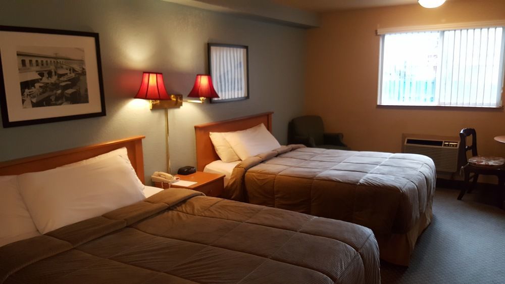 Americas Best Value Inn לינווד מראה חיצוני תמונה