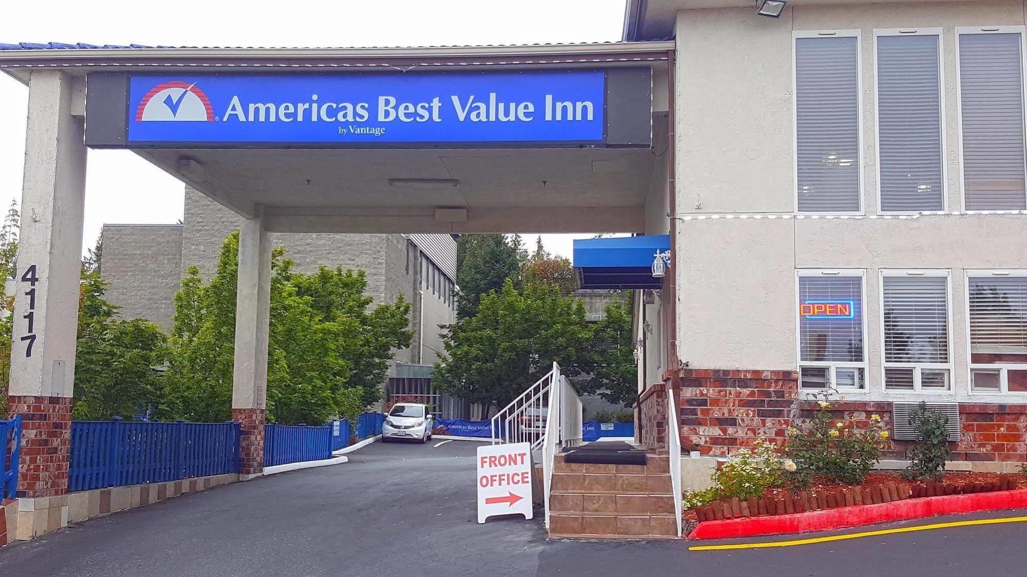 Americas Best Value Inn לינווד מראה חיצוני תמונה